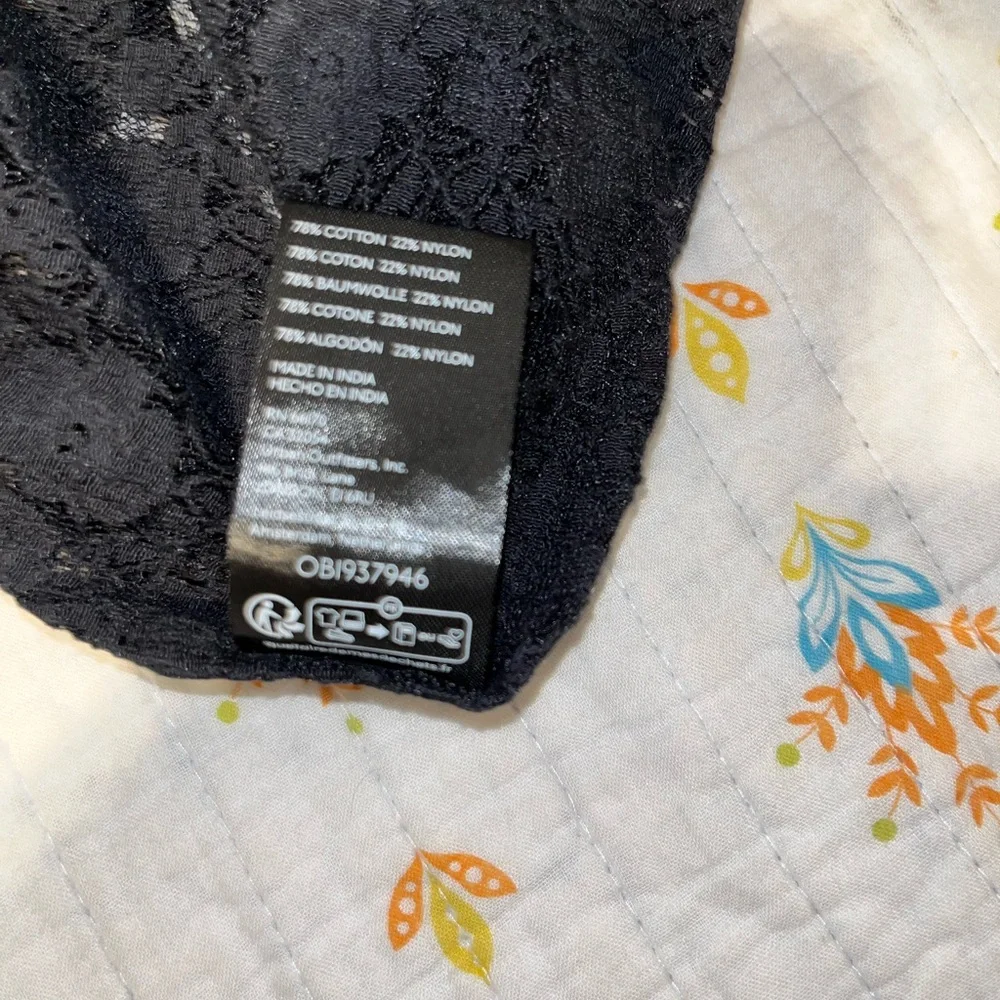 Kimchi Blue Black Lace Top - Picture 6 of 6